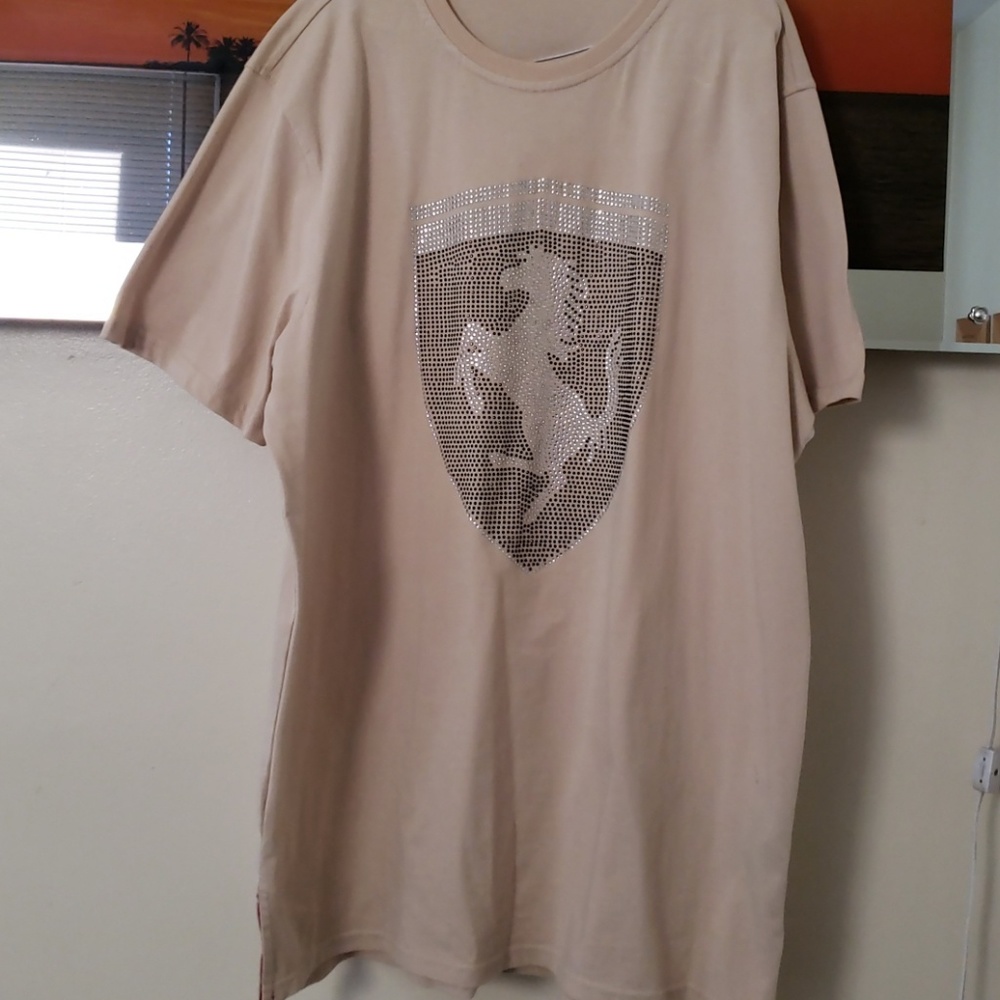 Short sleeve shirt